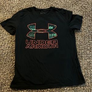 UA youth medium shirt
